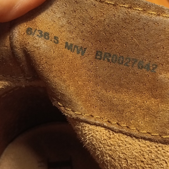 Born Women's Ankle Bootie Size 6 - Picture 10 of 10